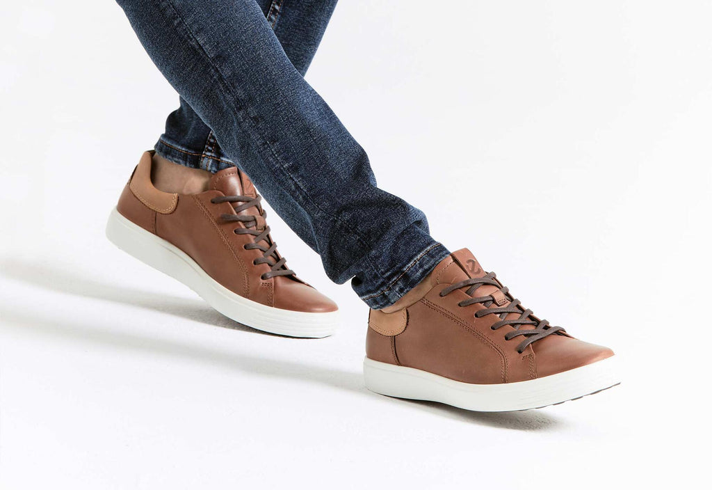 Ecco Sneakers: Soft 7 Lace-Up Review