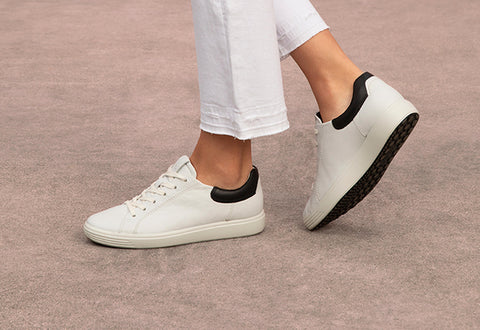 ECCO Women's Soft 7 Sneaker White Leather